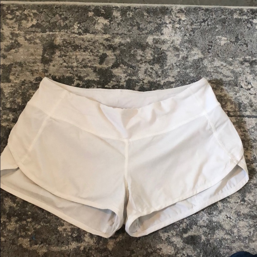 lulu speed shorts